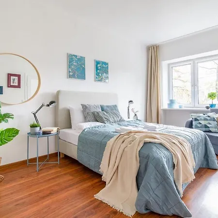 Rent Like - Aleja Niepodleglosci 157 *